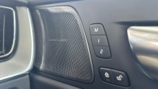 Volvo XC60 2.0 B5P Plus Black Edition 5dr AWD Geartronic Petrol Estate